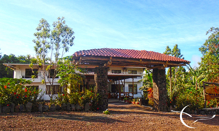 Via Natura  & Casa Natura Galapagos Lodge