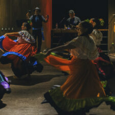 baile-tipico-jpg
